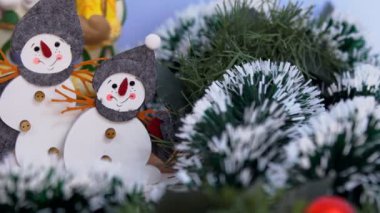 Yeni yıl süslemeleri ve süslemeleri Noel süslemeleri süsler ve Noel Baba ofis süslemeleri yeni yıl tatili için topları