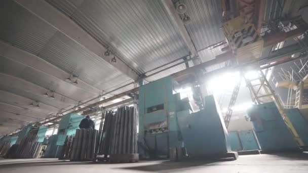 Ağır Mühendislik Tesislerindeki Makine Araçlarının Yapıları Parçaları — Stok video