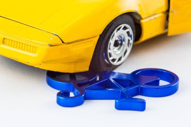 Araba ve bisiklet trafik kazası kavramı