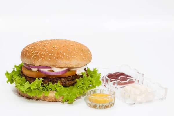 Lenticchie hamburger su sfondo bianco — Foto Stock