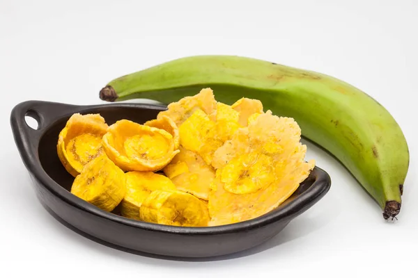 Сырые банановые чашки, патаконы и штуки — стоковое фото