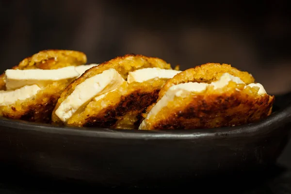 Arepas de choclo rempli de fromage blanc — Photo