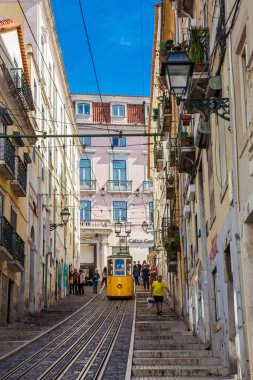 Lizbon şehir merkezinde güzel sokaklar