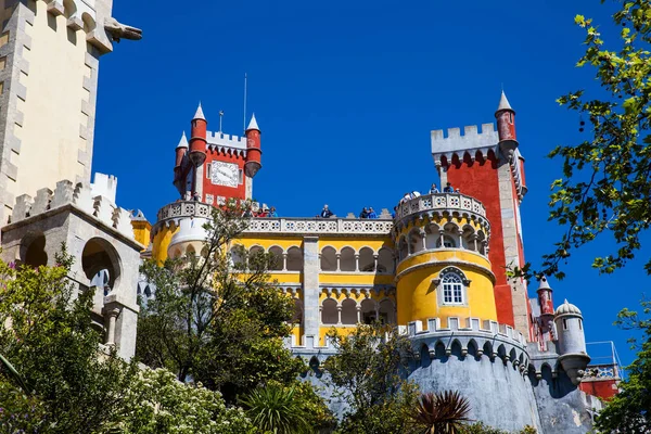Pena Sarayı Portekiz 'in Sintra belediyesinde yer almaktadır.