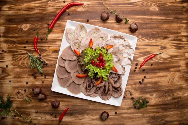 Carnes e sanduíche de lanche — Fotografia de Stock