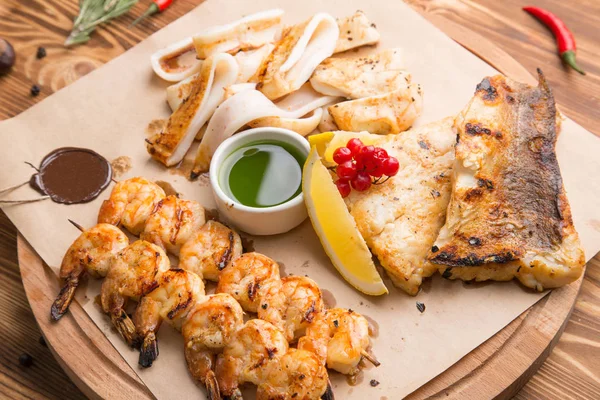 Hot snacks from fish and seafood — Stock Photo, Image