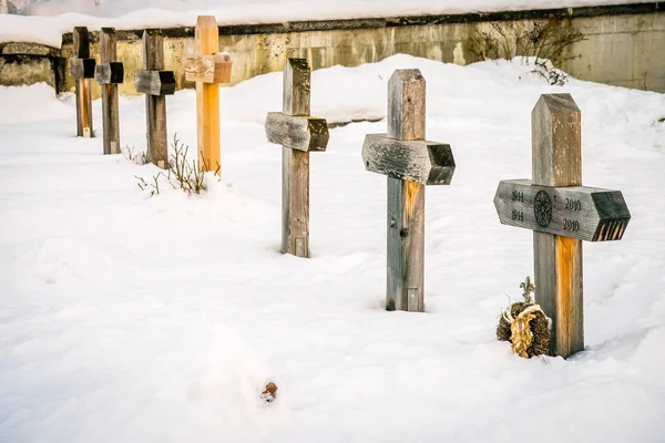 Cemitério sob a neve — Fotografia de Stock