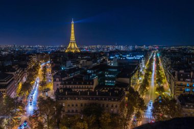Işıklı Eyfel Kulesi
