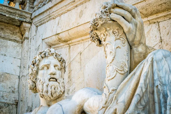 Roman statue on Capitoline Hill — Stock Photo, Image