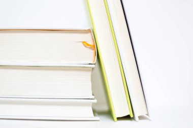 Beyaz Arkaplan Kitabı