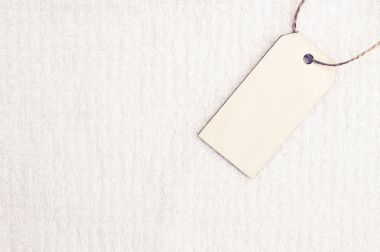 Havlu ve boş fiyat etiketi veya etiket