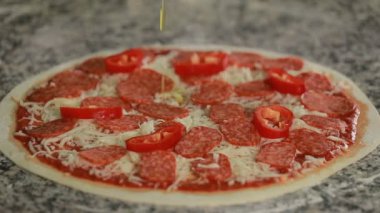 Pizza dökme zeytinyağı