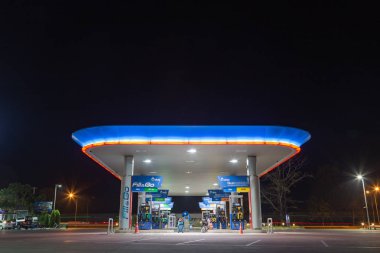 benzin veya gaz istasyonu