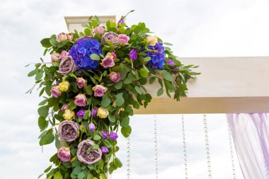 Töreni düğün süslemeleri. Düğün dekorasyon alış irsaliyeleri