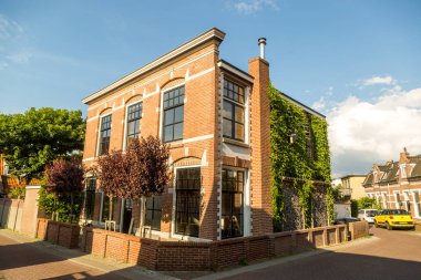 Küre kürek Kano genç adam. Dusseldorf Almanya