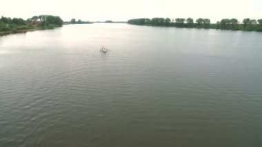 Kürek ve Kano. Uçağı görünümünden sporcular hava yüzme Nehri üzerinde