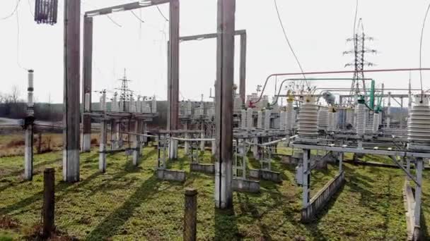High voltage electrical substation. High voltage power plant for a small town. Electric power station. Power lines. — Stock Video