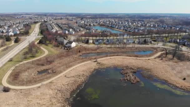 Politics over the small town of Wauconda in Illinois. Belle vue sur les petits établissements aux États-Unis d'Amérique .