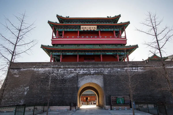 Entrance to the Chinese wall