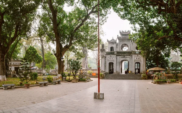 Park Wewnątrz Świątyni Kuan Thanh — Zdjęcie stockowe