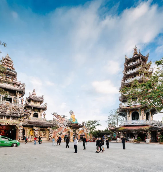 Далат Вьетнам Января 2017 Buddhist Храм Чуа Linh Phuoc — стоковое фото