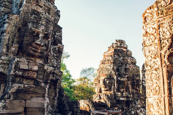 Angkor Thom Temple Smiling Faces Bayon Temple Cambodia Siem Reap — Stock Photo, Image