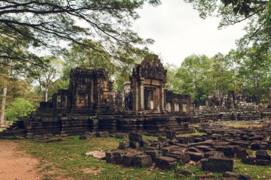 Bapuon Tapınağı. Kamboçya. Siem Hasat.