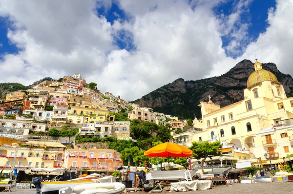 Positano på Amalfi kusten, Kampanien, Italien — Stockfoto