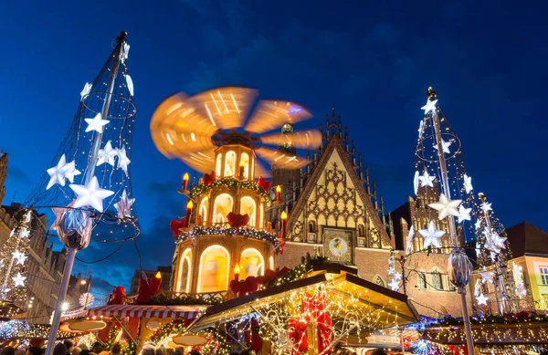 Noel pazarı eski kentte Wroclaw, Polonya