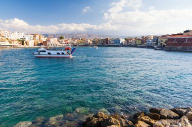 Hanya, Girit, Yunanistan eski Venedik Limanı görüntüleyin