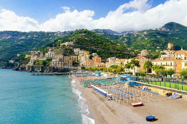 Amalfi coast, Campania, İtalya için güzel Minori şehir