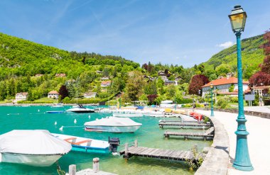 güzel marina için yapılan Talloires Lake Annecy, Fransa
