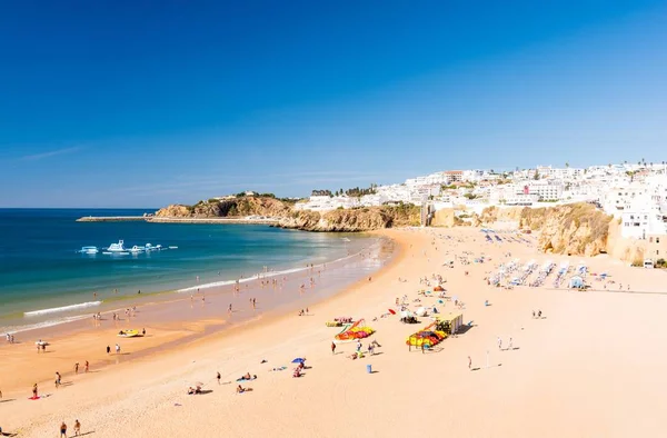 ünlü resort Albufeira oteli Algarve, Güney Portekiz görüntüleyin
