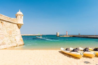 Güney Portekiz Lagos, Algarve bölgesinde güzel plajı