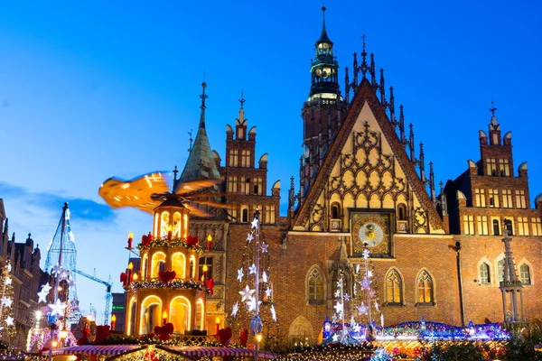 Karácsonyi Vásár Este Wroclaw Lengyelország — Stock Fotó