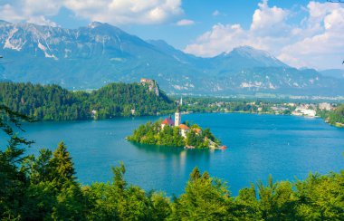 Lake Bled ve julian Alps Slovenya görüntüleyin