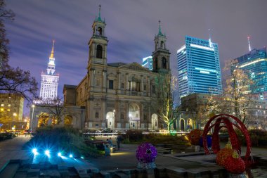 Polonya, Varşova 'da gece görüşü