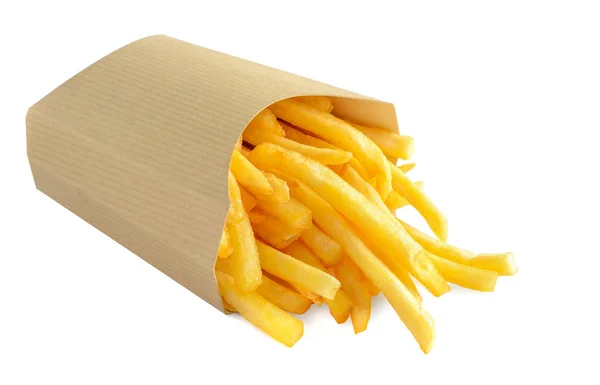 Batatas fritas em caixa de papel kraft isolada sobre fundo branco . — Fotografia de Stock