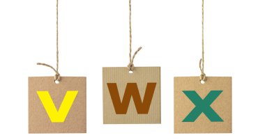 Alfabe harfler izole karton etiket. 8 set