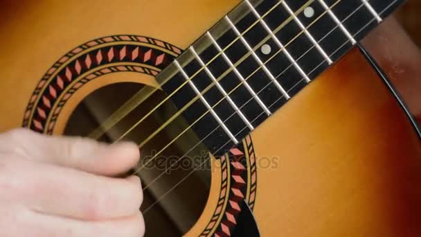 Gitara klasyczna palec pobrania — Wideo stockowe