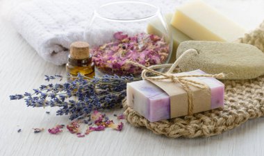 Banyo ve spa aksesuarları ile el yapımı Sabun