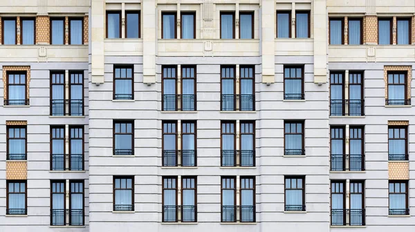 Vintage architecture classical facade. — Stock Photo, Image