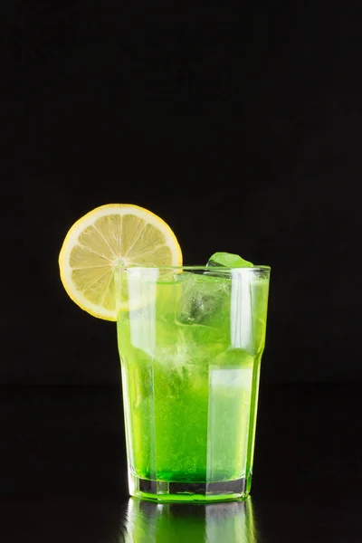 El coctel alcohólico para el menú - el hada verde — Foto de Stock