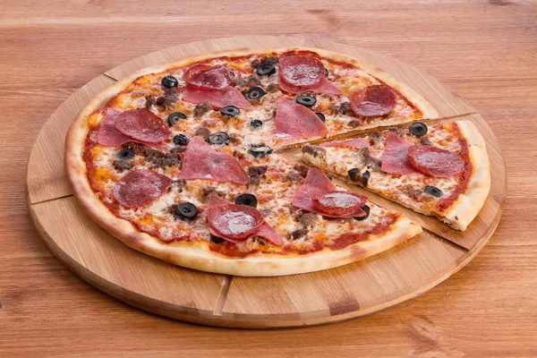 Pizza pepperoni para menu — Fotografia de Stock