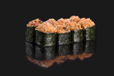 Suşi bar menüsü. Pişmiş rulo