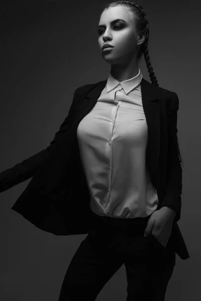 Fille Mode Posant Photographie Noir Blanc — Photo