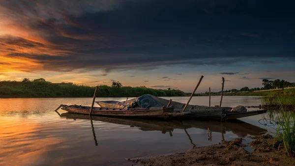 Рыбацкие лодки в Таиланде — стоковое фото