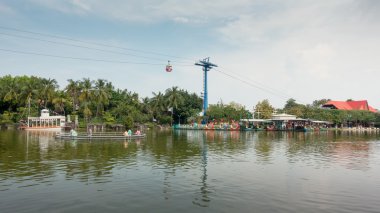 Hayal dünyası eğlence parkı üzerinde 25 Ekim 2016 atmosfer. içinde