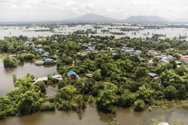 Tayland sel, doğal afet 