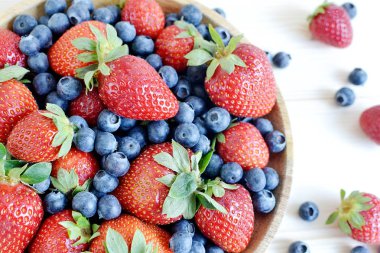 Taze organik berry meyve